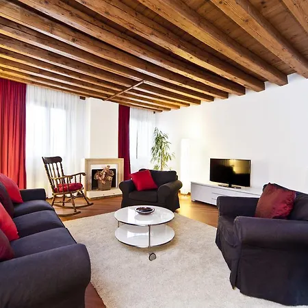 Lägenhet Venice Heaven Apartments Ca' Giulia *