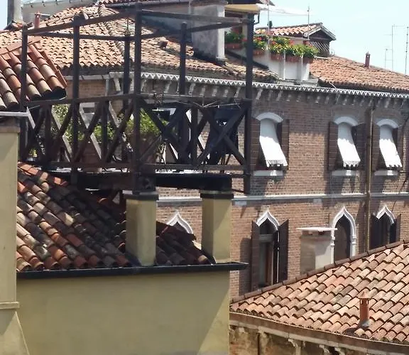 Elegant Top Floor Terrace Apartment 4 Min From St Mark S Square No Lift Venice Heaven Apartments Collection Appartement Venise