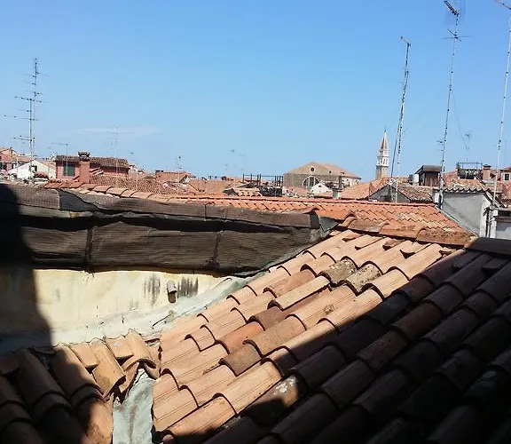 Lägenhet Elegant Top Floor Terrace Apartment 4 Min From St Mark S Square No Lift Venice Heaven Apartments Collection