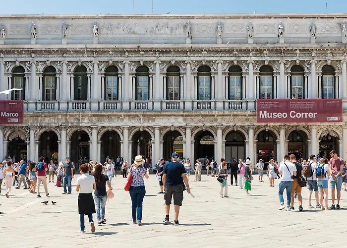 Elegant Top Floor Terrace Apartment 4 Min From St Mark S Square No Lift Venice Heaven Apartments Collection Venedig