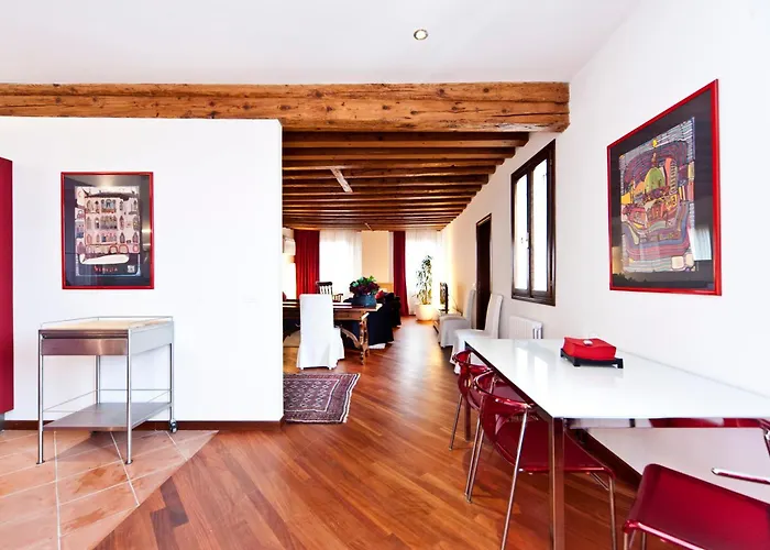 Lägenhet Elegant Top Floor Terrace Apartment 4 Min From St Mark S Square No Lift Venice Heaven Apartments Collection